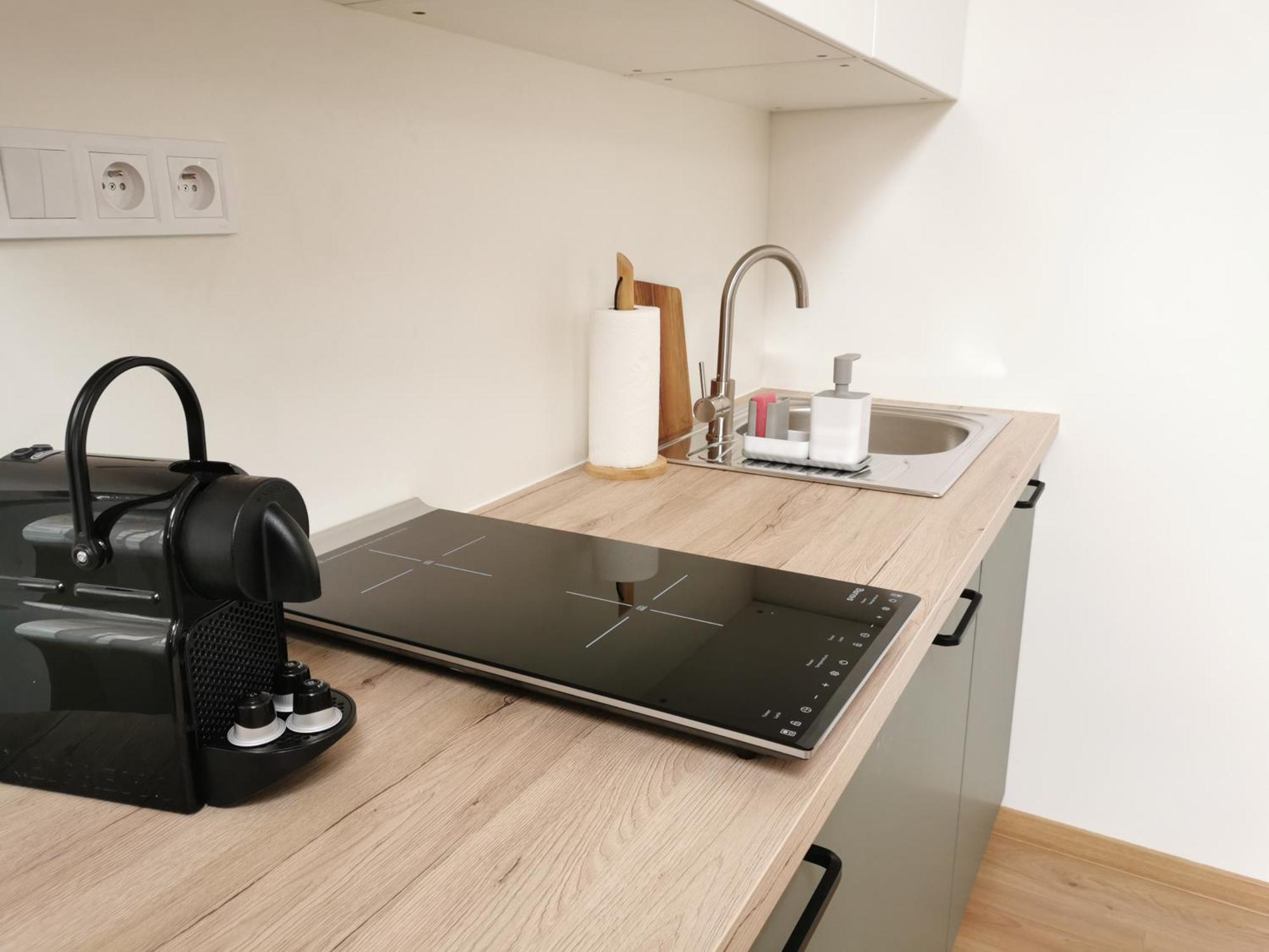 Atlas Apartment No2 With Free Parking And Ac コシツェ 部屋 写真